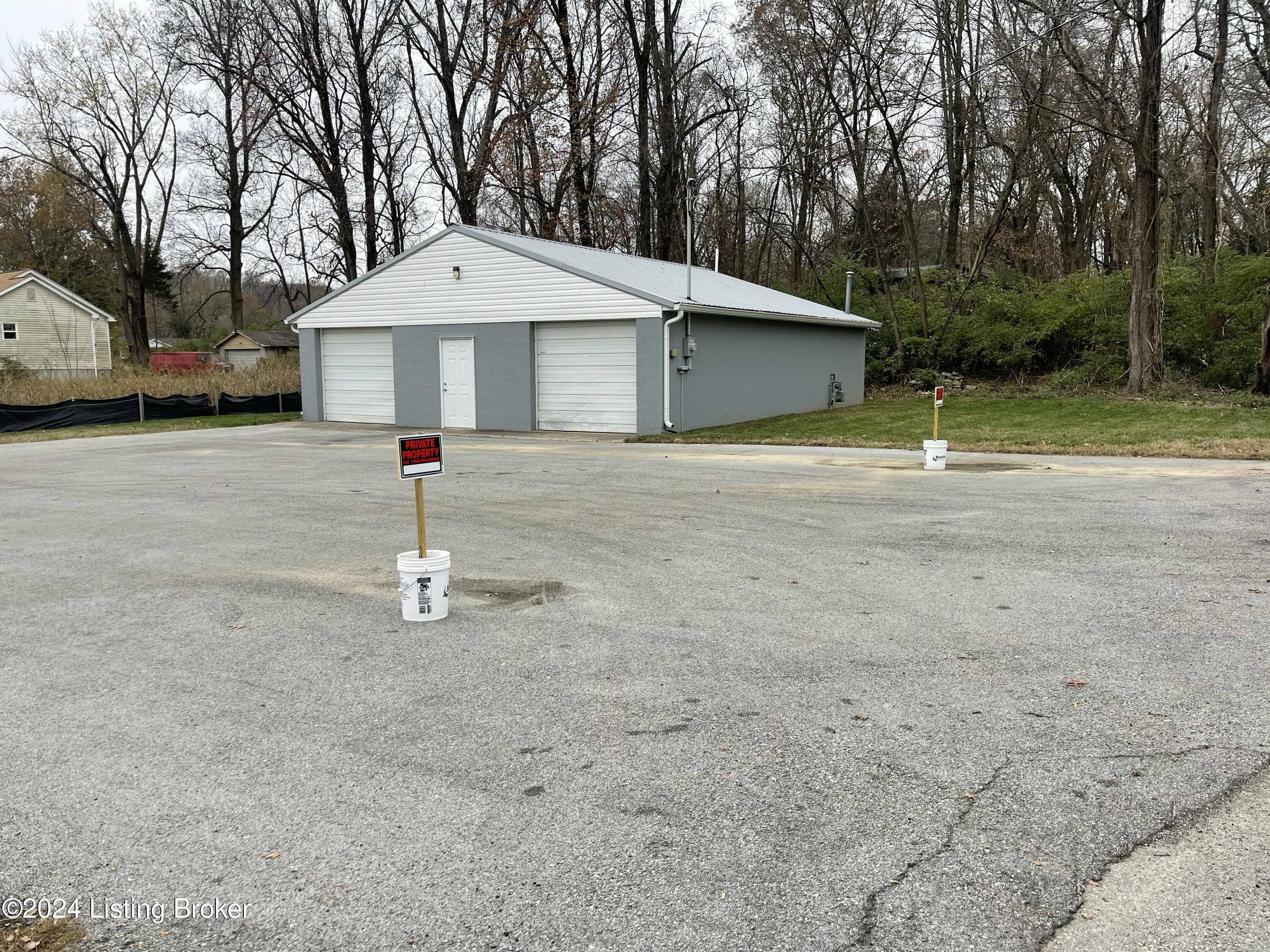 4900 Manslick Rd, Louisville, Kentucky image 9