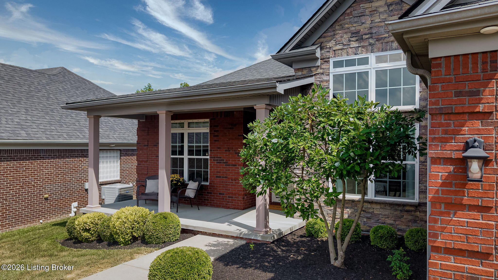 2203 Tatton Dr