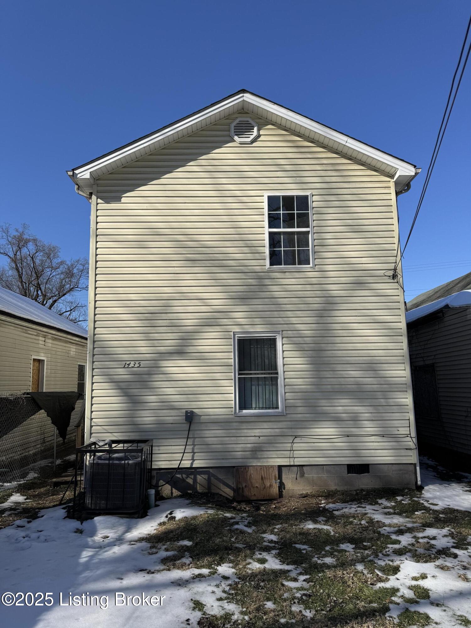 1435 Hemlock St, Louisville, Kentucky image 11