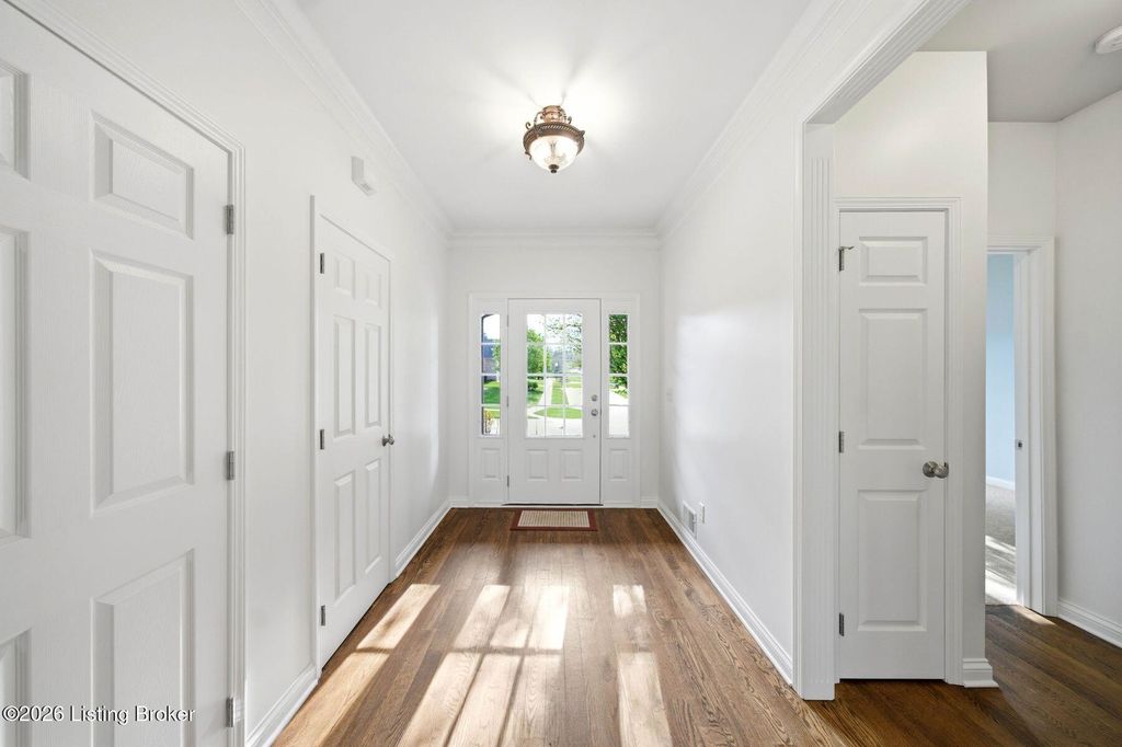 Photo of 4122 Brook Farm Pl, Louisville, KY 40299 (MLS # 1720826)