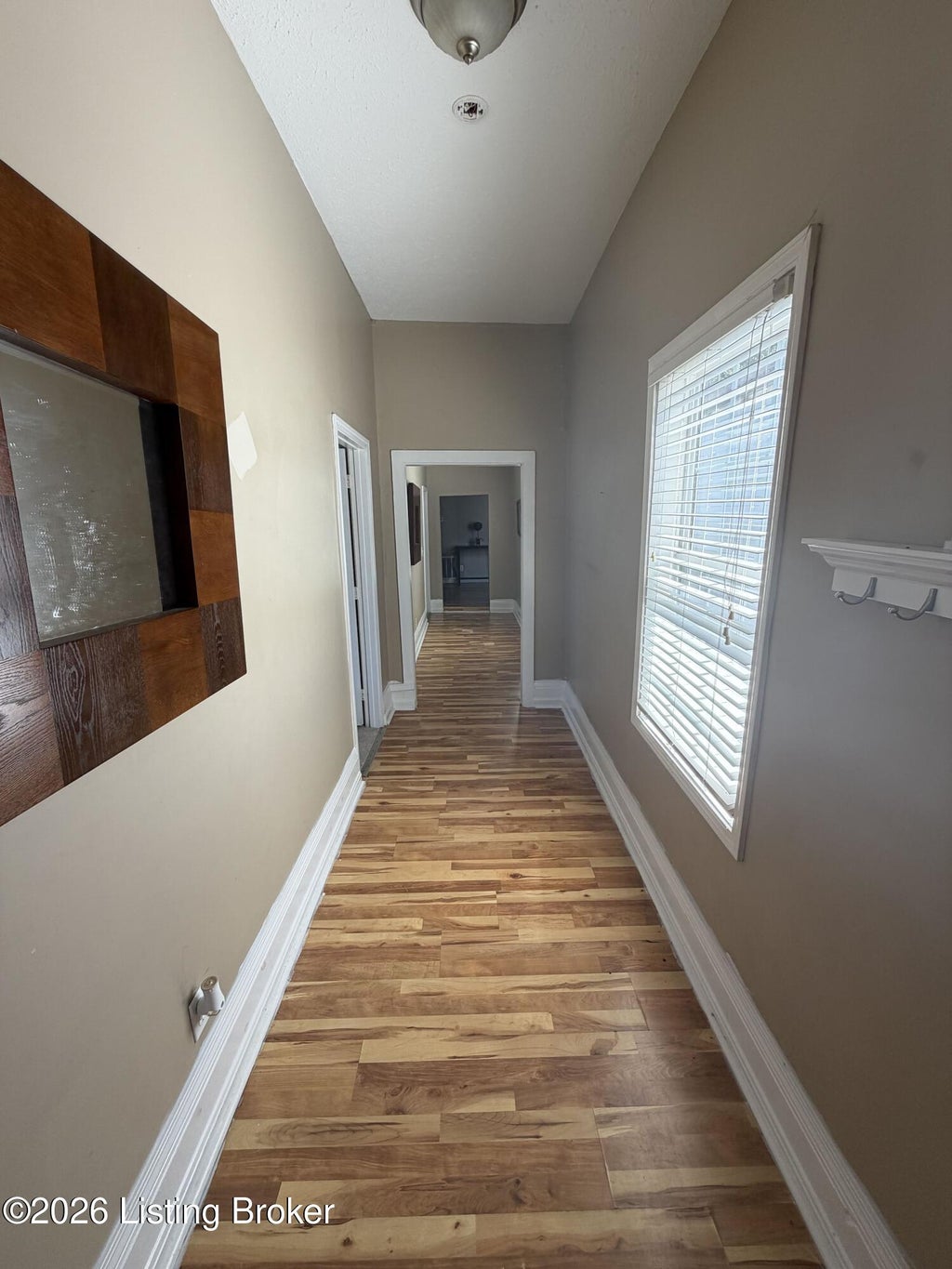 Photo of 1013 S Shelby St, Louisville, KY 40203 (MLS # 1730048)
