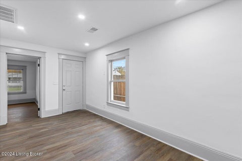 Tiny photo for 1113 Longfield Ave, Louisville, KY 40215 (MLS # 1730978)