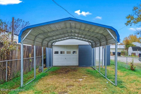 Tiny photo for 1113 Longfield Ave, Louisville, KY 40215 (MLS # 1730978)