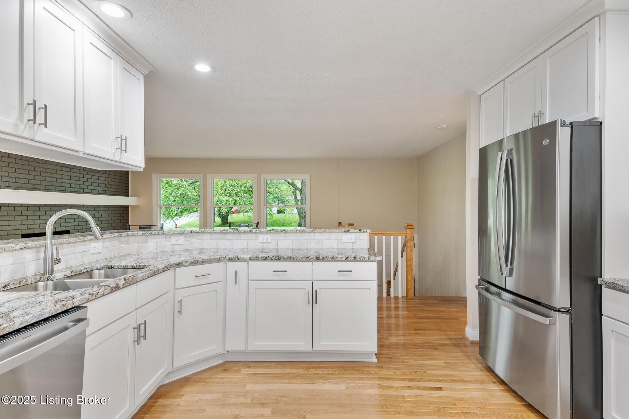13304 River Bluff Ct, Prospect, Pennsylvania image 16