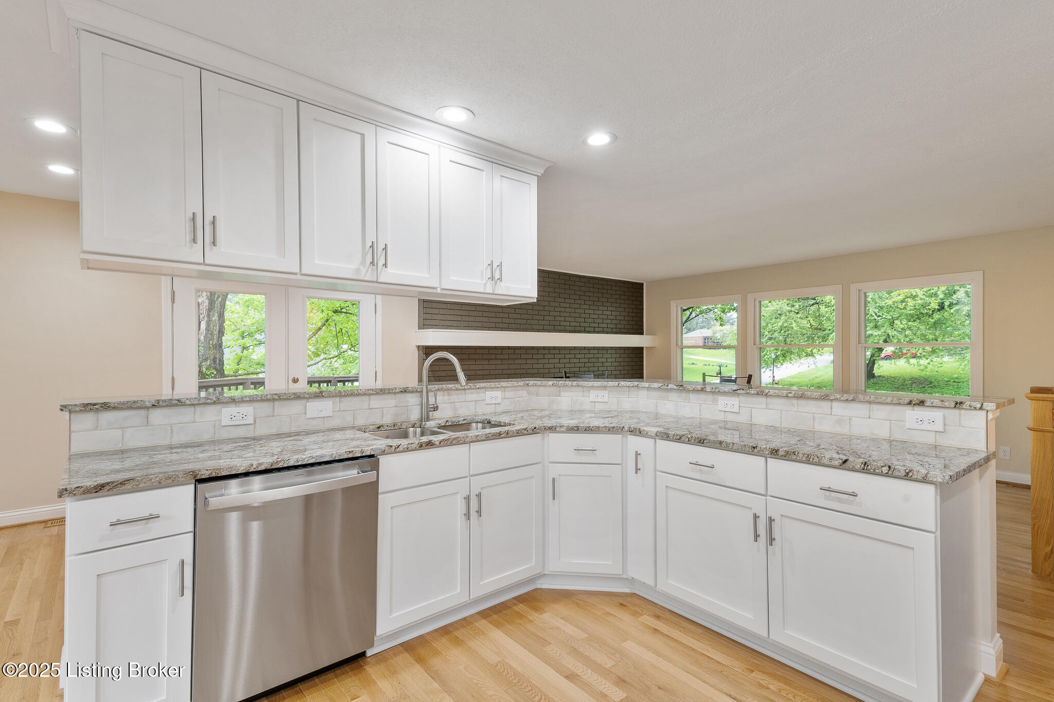 13304 River Bluff Ct, Prospect, Pennsylvania image 15