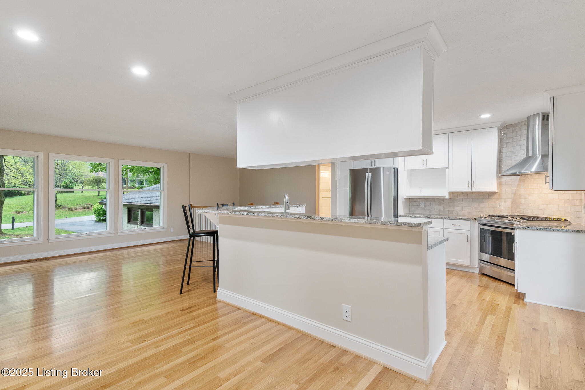 13304 River Bluff Ct, Prospect, Pennsylvania image 13