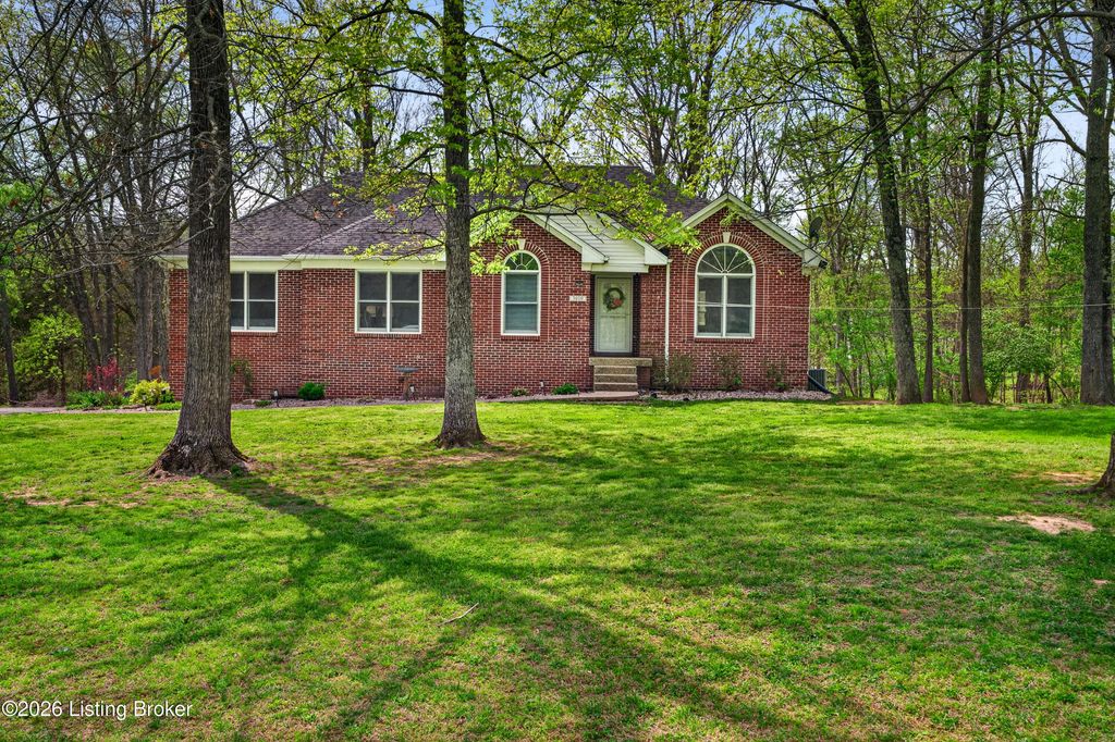 Photo of 3010 Shady Trace, Crestwood, KY 40014 (MLS # 1713033)