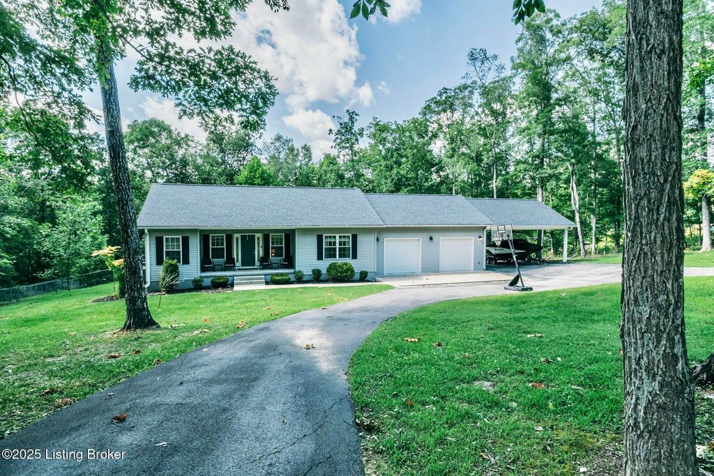 Photo of 164 Greenshores Cir Ln, McDaniels, KY 40152 (MLS # 1712252)