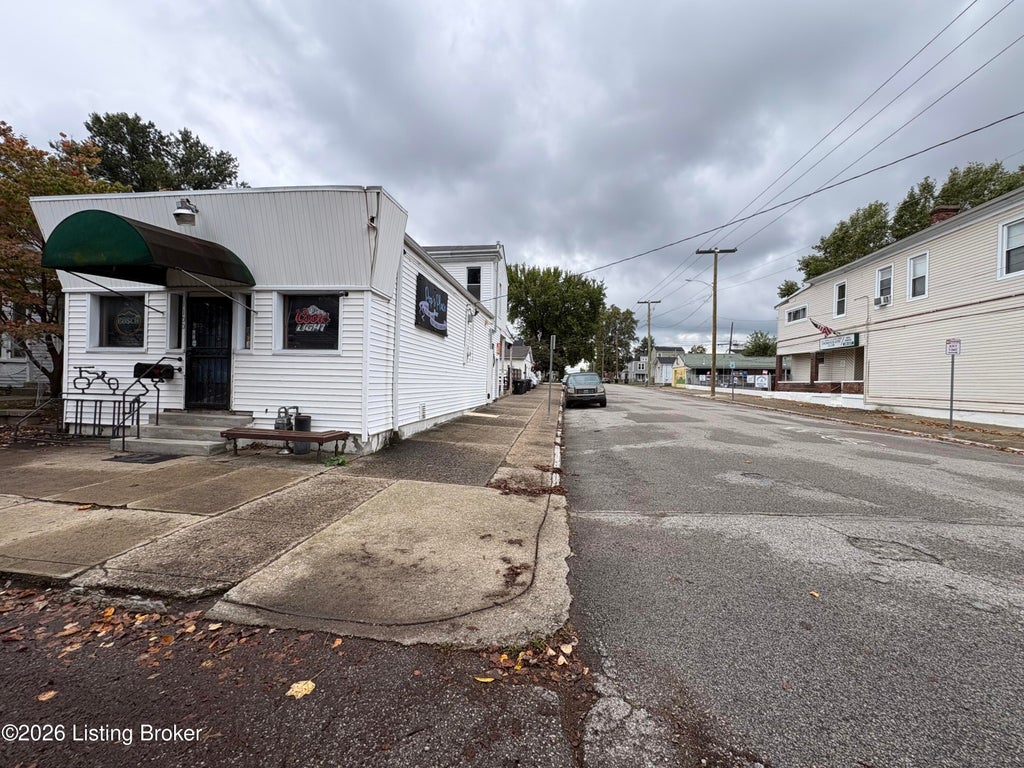 Photo of 1100 Ash St, Louisville, KY 40217 (MLS # 1732179)
