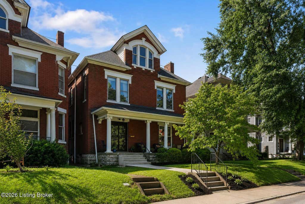 Photo of 2020 Bonnycastle Ave, Louisville, KY 40205 (MLS # 1724897)