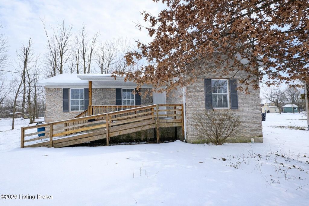 Photo of 275 Fifth Ave, Shepherdsville, KY 40165 (MLS # 1708075)