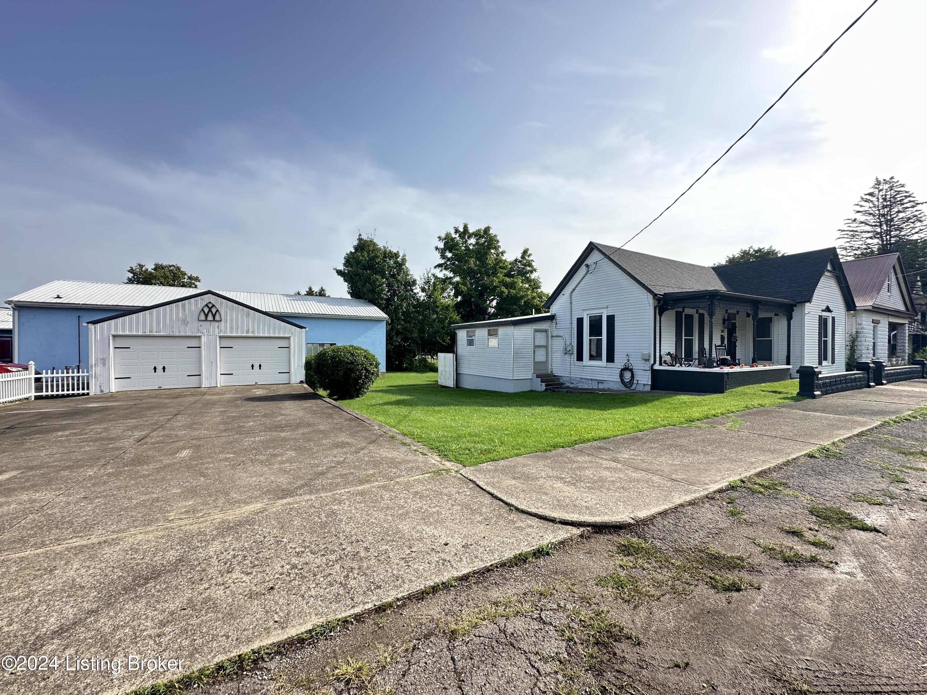 207 E Main St, Hodgenville, Kentucky image 21