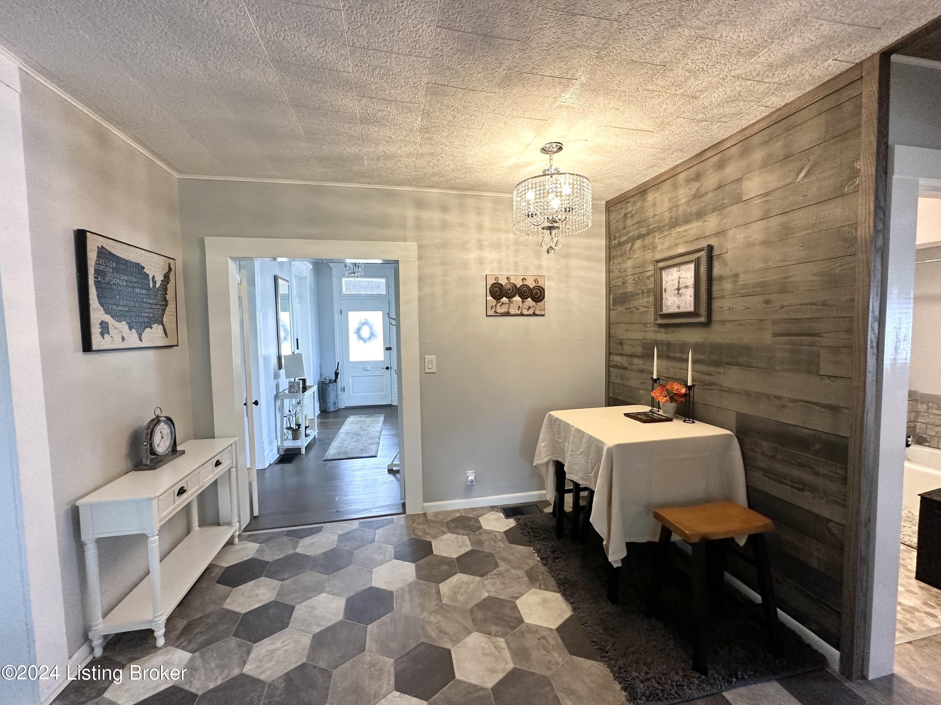 207 E Main St, Hodgenville, Kentucky image 10