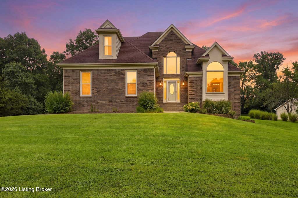 Photo of 5506 Cross Creek Dr, Crestwood, KY 40014 (MLS # 1726798)