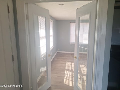 Apartment For Rent - 9217 1/2 Alexander Ave<br/> Jefferson County, Louisville, KY 40272