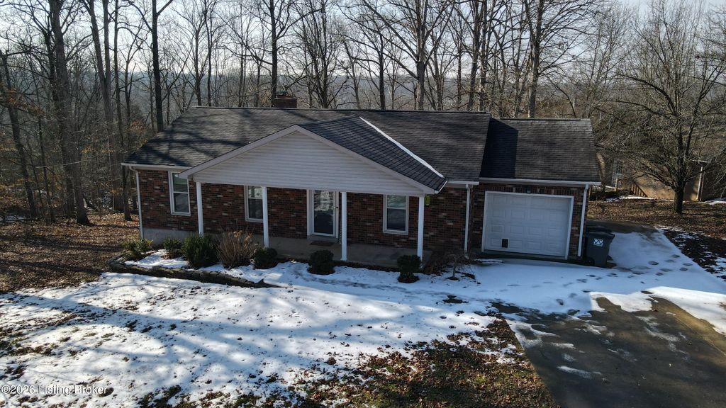 Photo of 3017 Doe Valley Pkwy, Brandenburg, KY 40108 (MLS # 1708217)