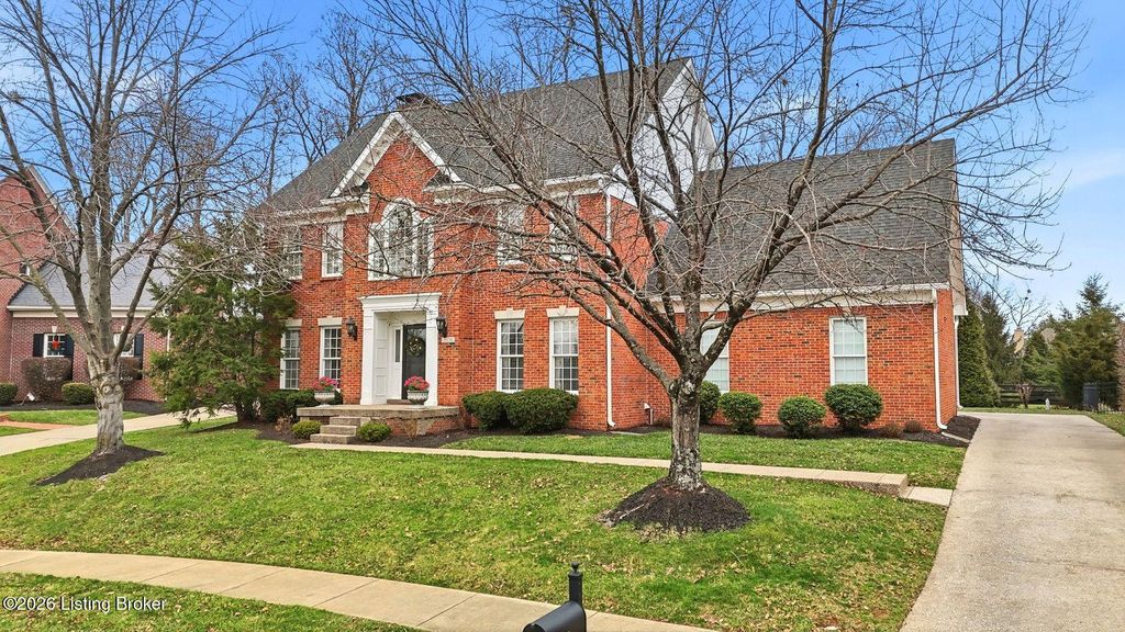 Photo of 5034 Wolf Pen Woods Dr, Prospect, KY 40059 (MLS # 1706101)