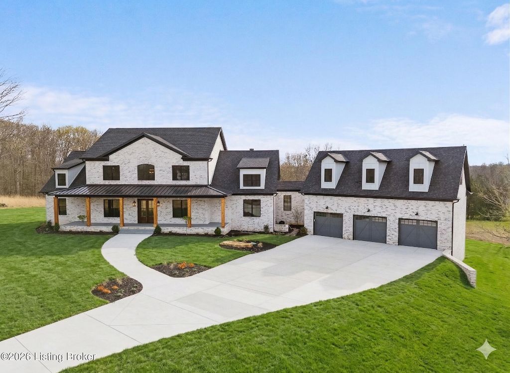 Photo of 1950 Forest View Ln, La Grange, KY 40031 (MLS # 1713879)