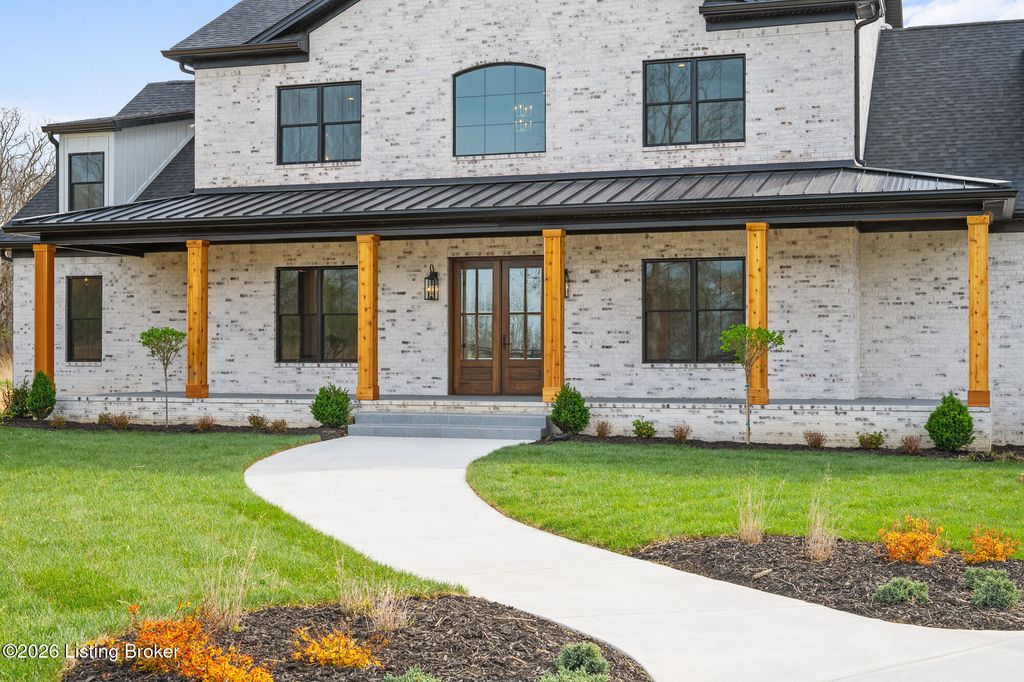 Photo of 1950 Forest View Ln, La Grange, KY 40031 (MLS # 1713879)