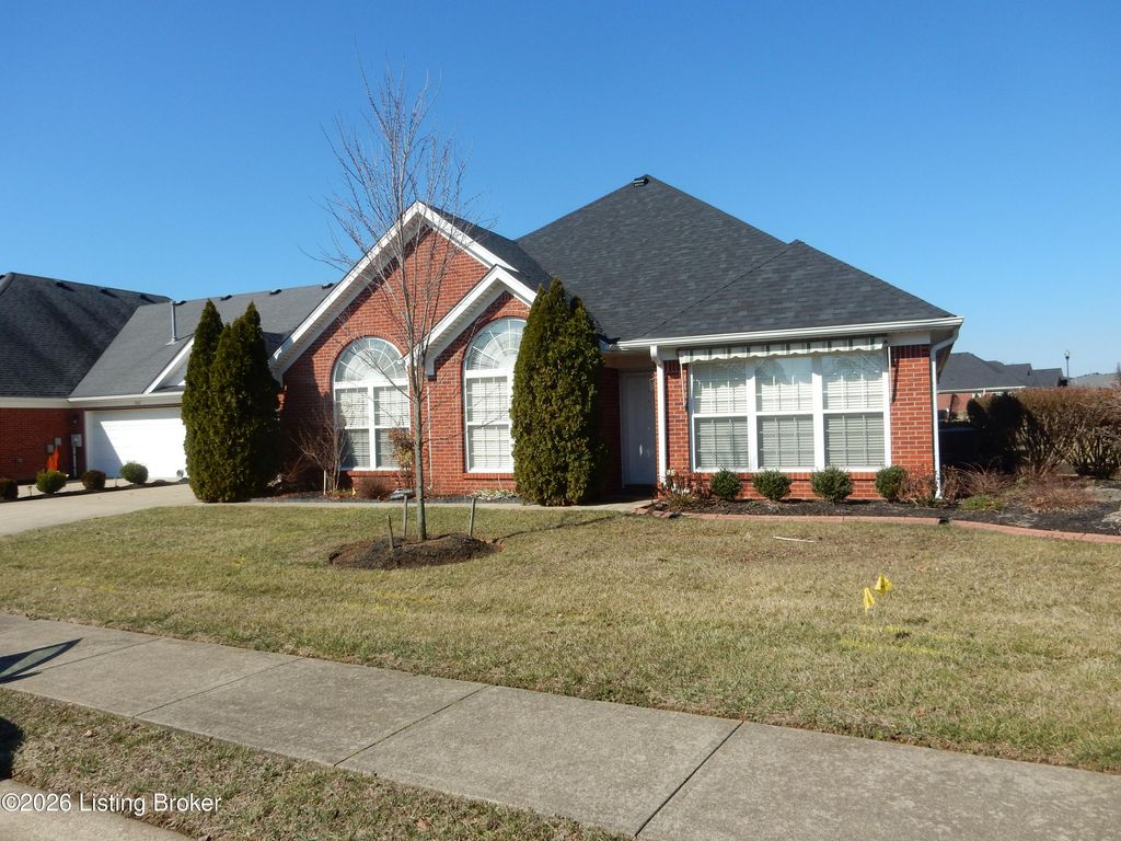 Photo of 263 Woodlake Dr, Mt Washington, KY 40047 (MLS # 1710133)