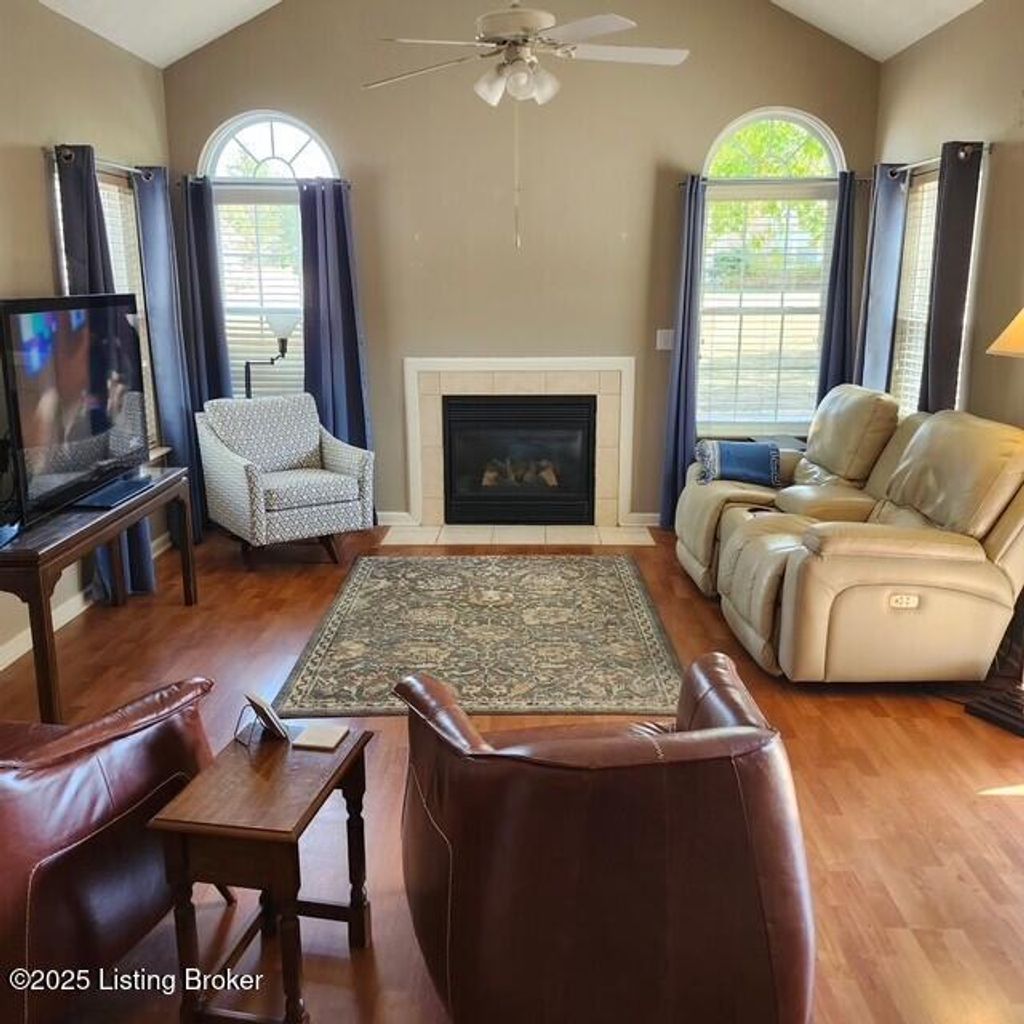 Photo of 249 Churchill Dr, Nicholasville, KY 40356 (MLS # 1719030)