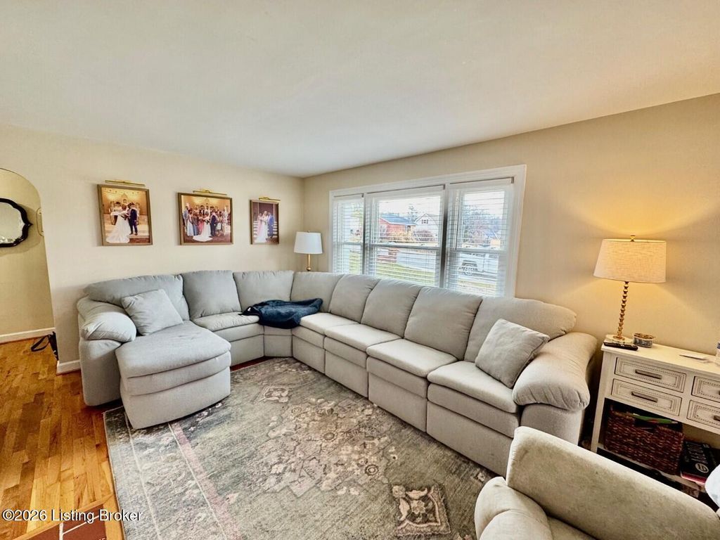 Photo of 500 N Doctor St, Springfield, KY 40069 (MLS # 1709763)