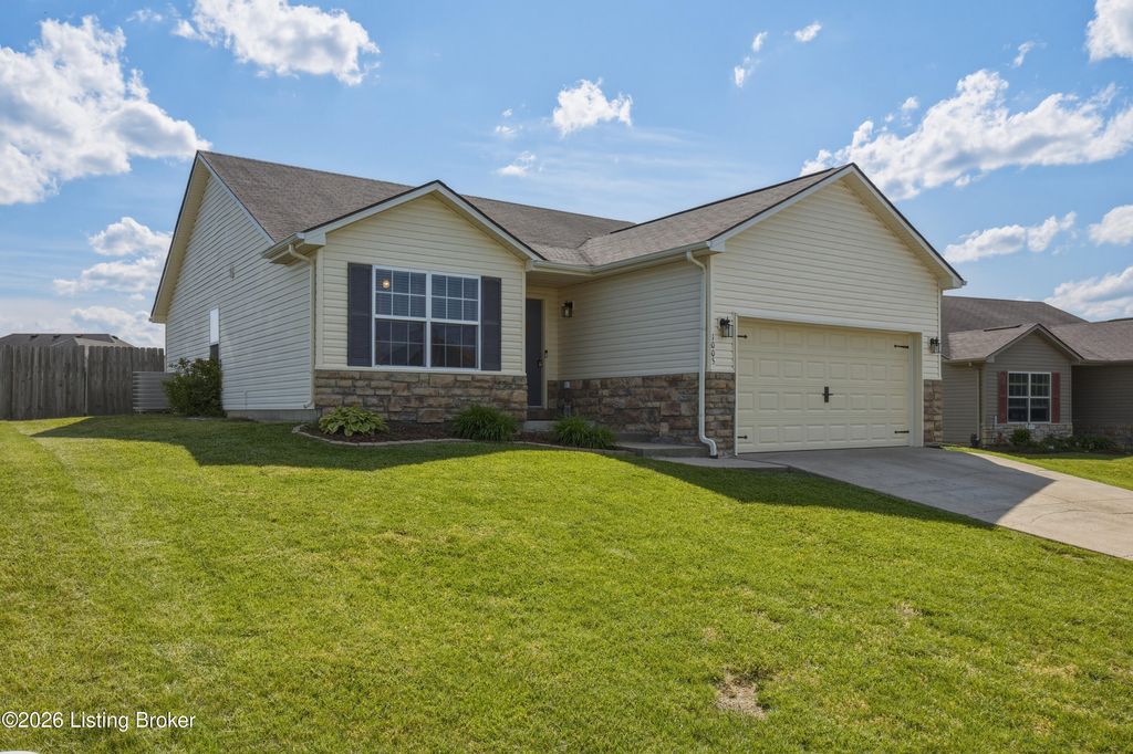 Photo of 1005 Cedar Ridge Ct, Lawrenceburg, KY 40342 (MLS # 1716318)