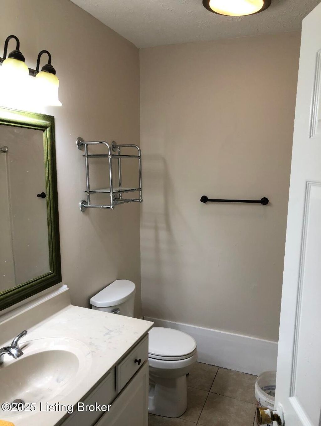Photo of 637 E Ormsby Ave, Louisville, KY 40203 (MLS # 1717009)