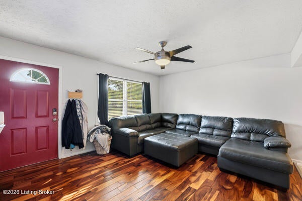 Photo of 2413 Mercer Ave, Louisville, KY 40216 (MLS # 1731446)