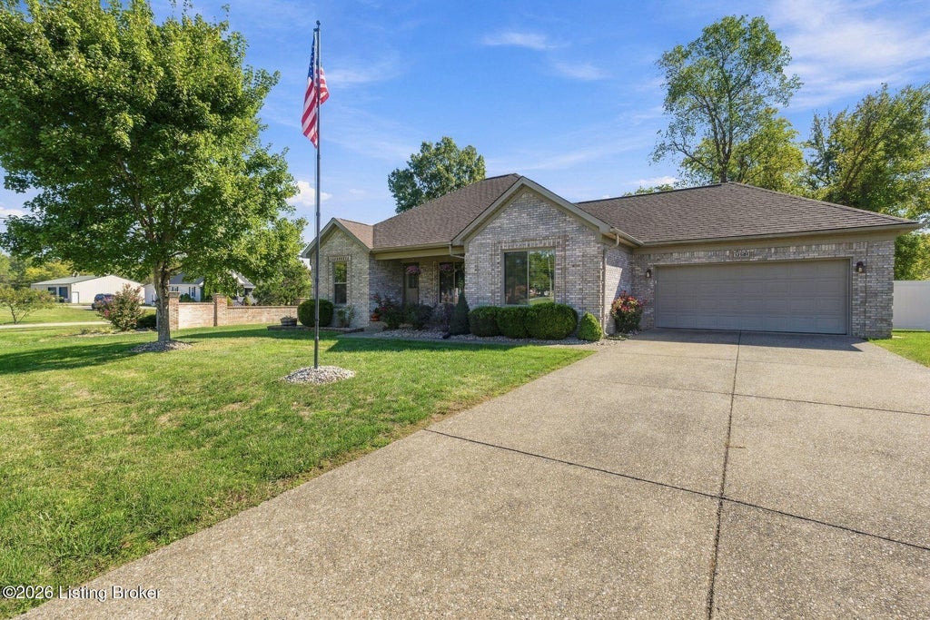 Photo of 12501 Orell Station Pl, Louisville, KY 40272 (MLS # 1731795)