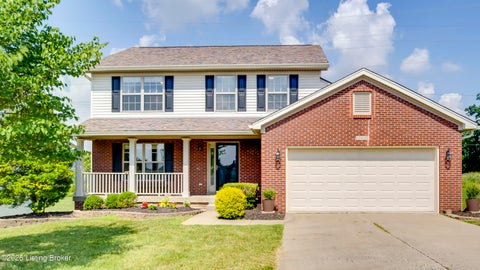 Photo of 15420 Beckley Hills Dr, Louisville, KY 40245 (MLS # 1722361)