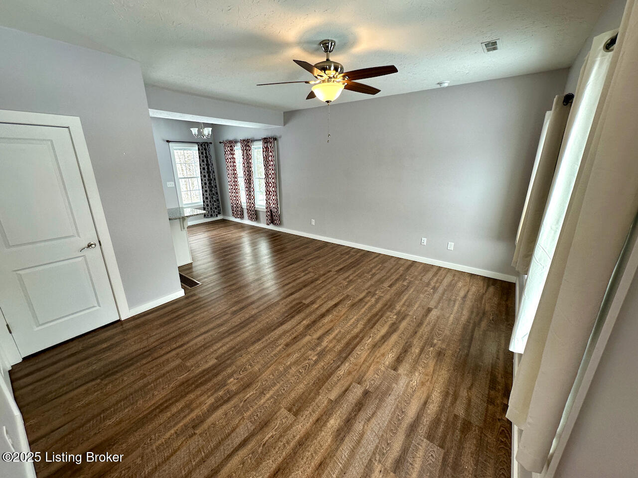 119 Ruby Ct, Radcliff, Kentucky image 2