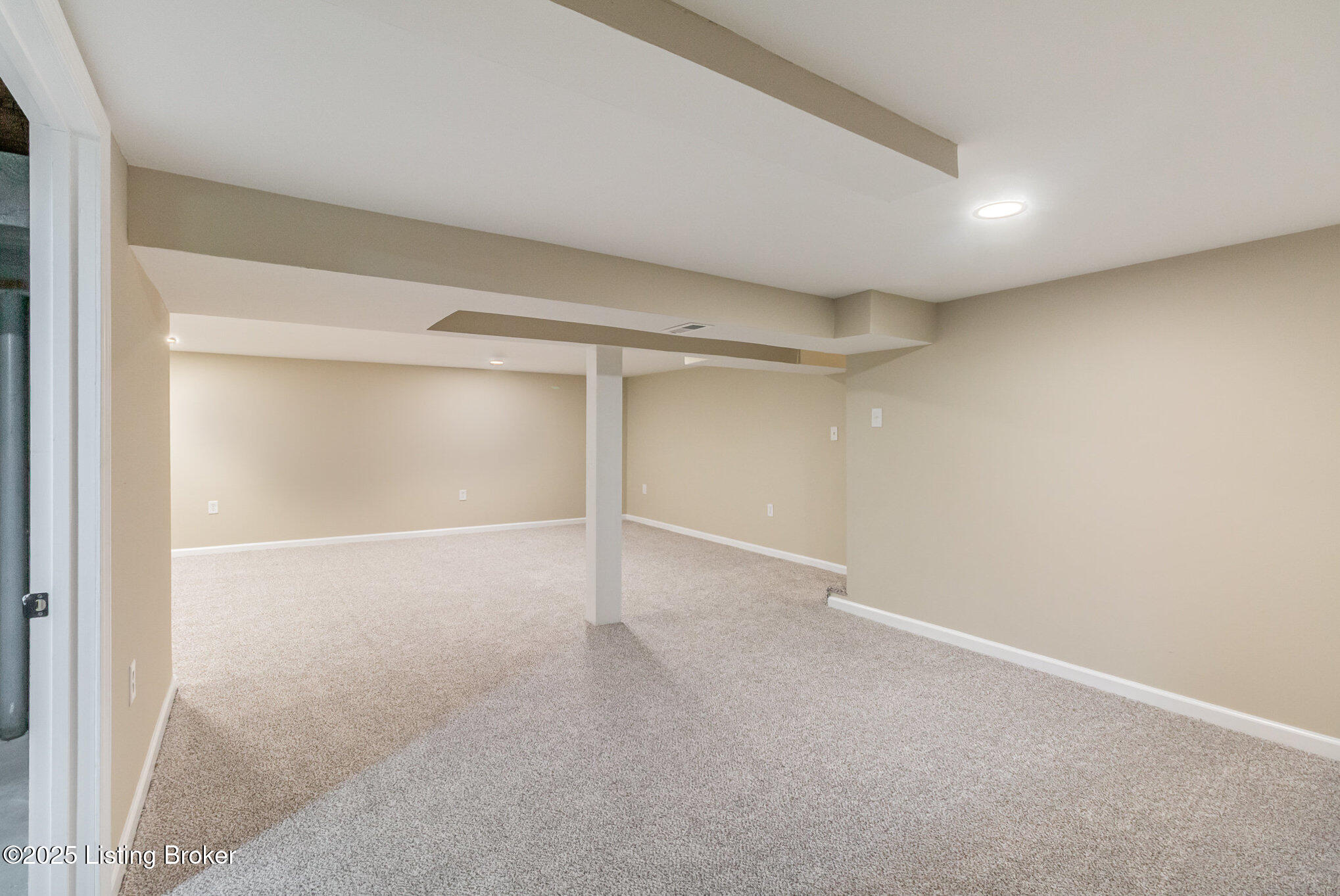 6505 Mayfair Ave, Prospect, Pennsylvania image 16
