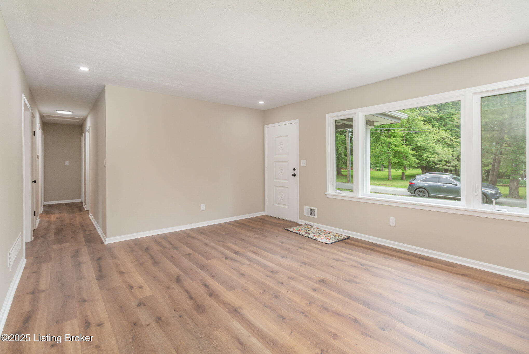 6505 Mayfair Ave, Prospect, Pennsylvania image 3