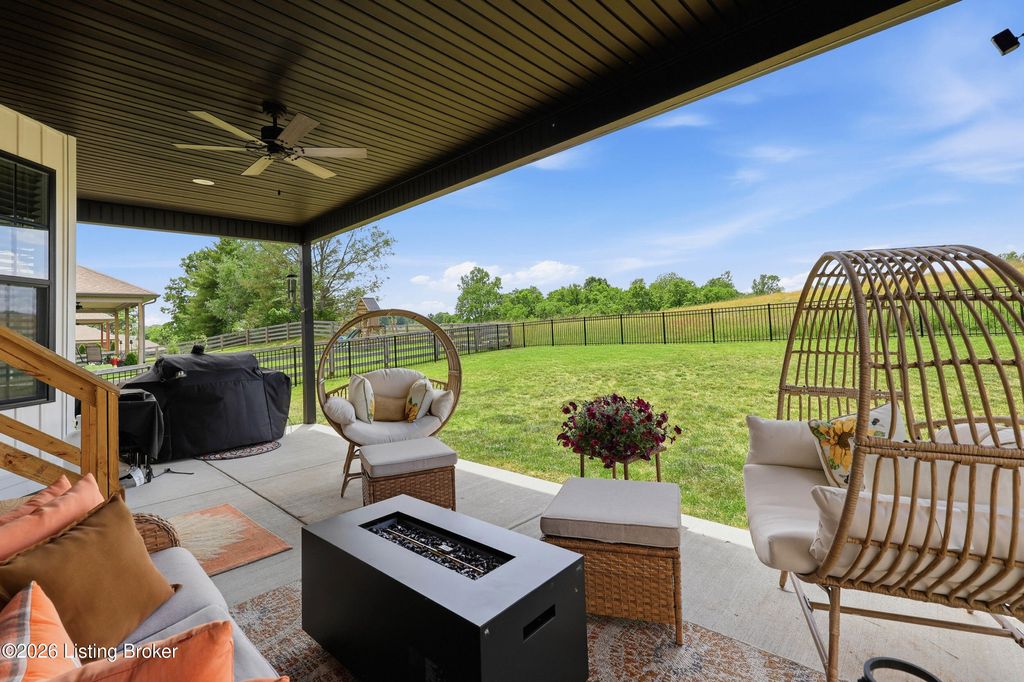 Photo of 859 The Landings, Taylorsville, KY 40071 (MLS # 1722580)