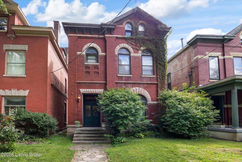 Photo of 1367 S 2nd St, Louisville, KY 40208 (MLS # 1727495)