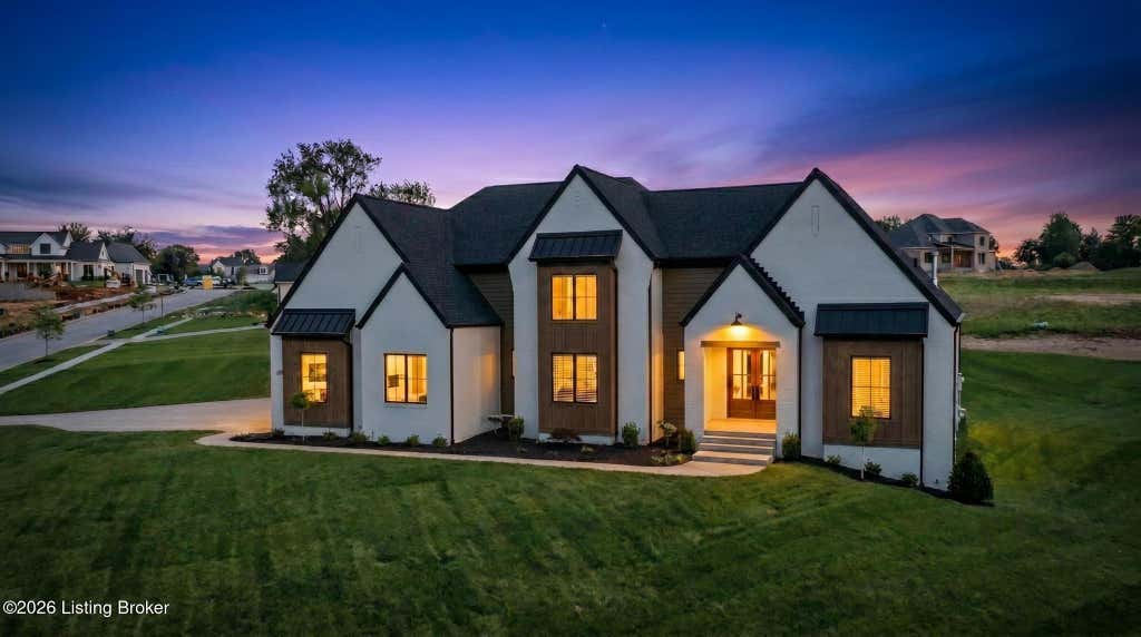 Photo of 4000 Paramont Commons Blvd, Prospect, KY 40059 (MLS # 1726018)