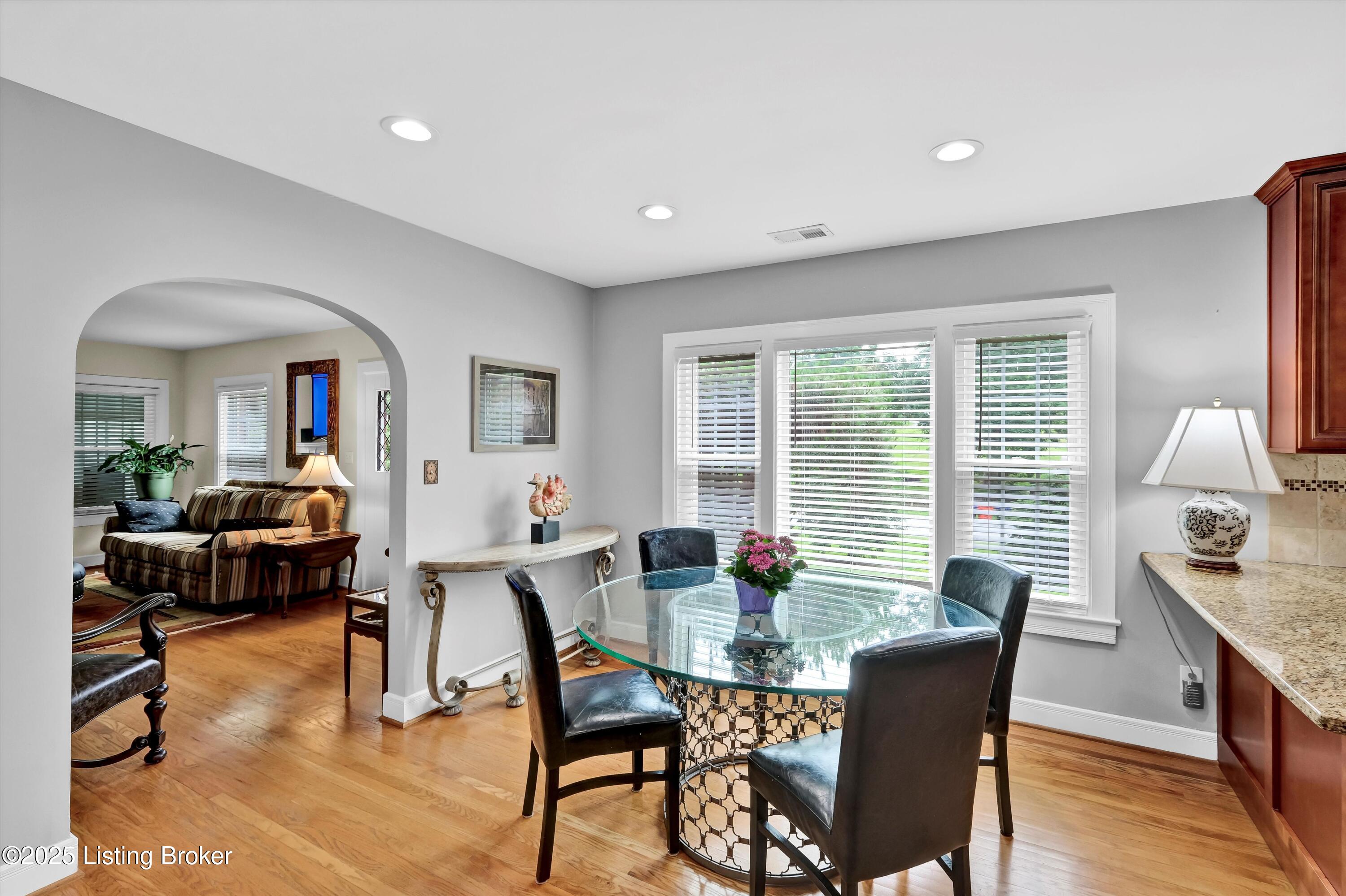 2501 Newburg Rd, Louisville, Kentucky image 10