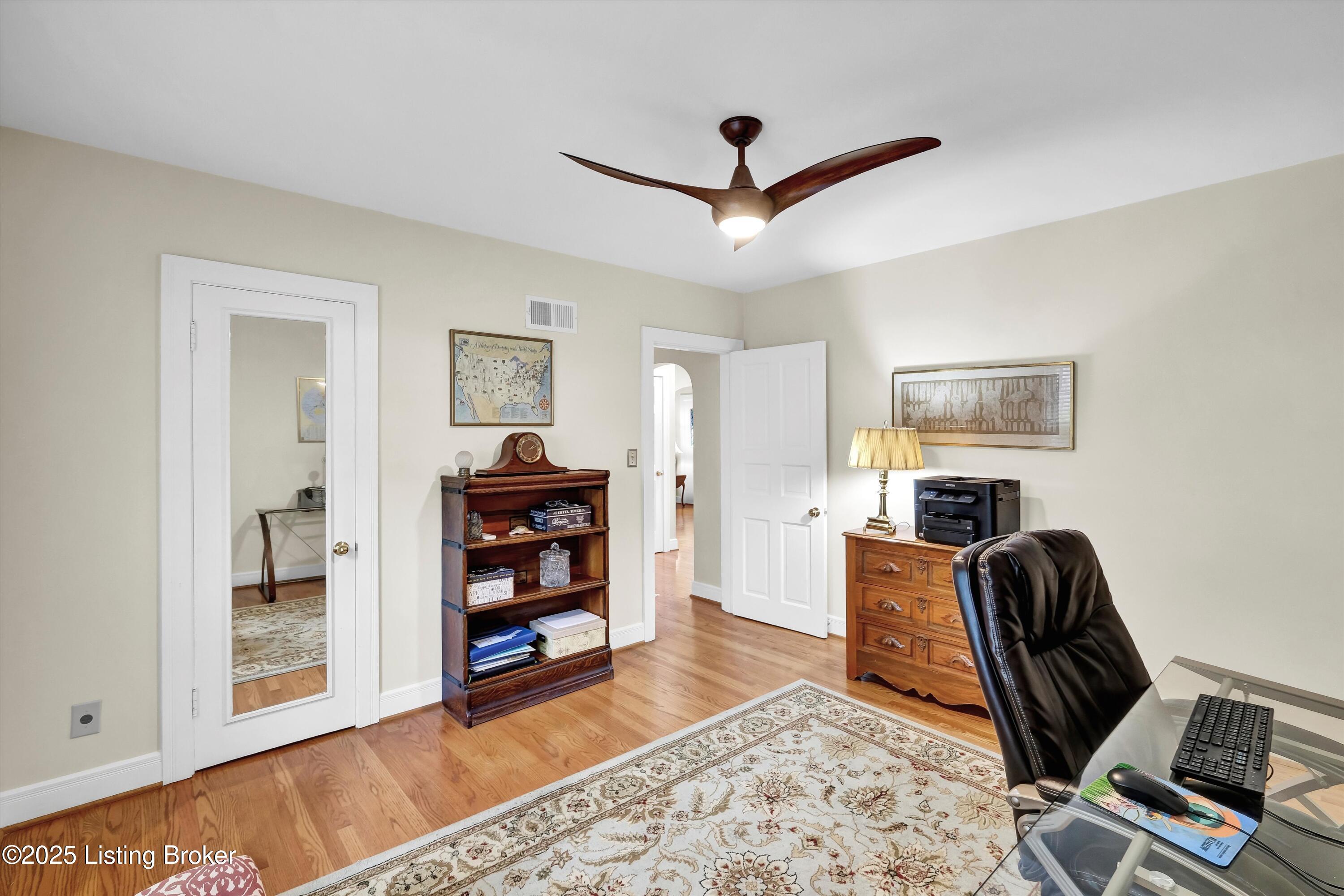 2501 Newburg Rd, Louisville, Kentucky image 19