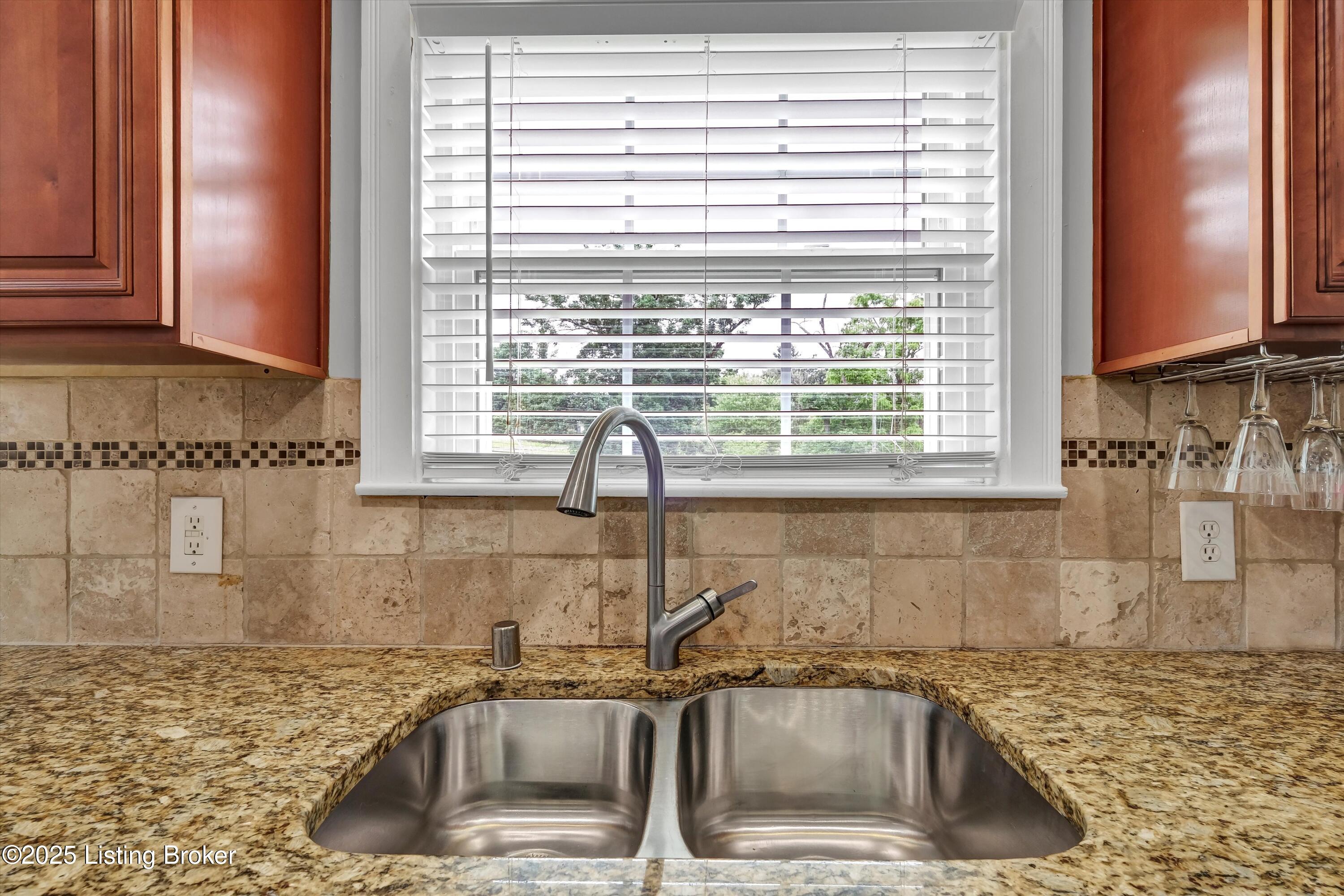 2501 Newburg Rd, Louisville, Kentucky image 42