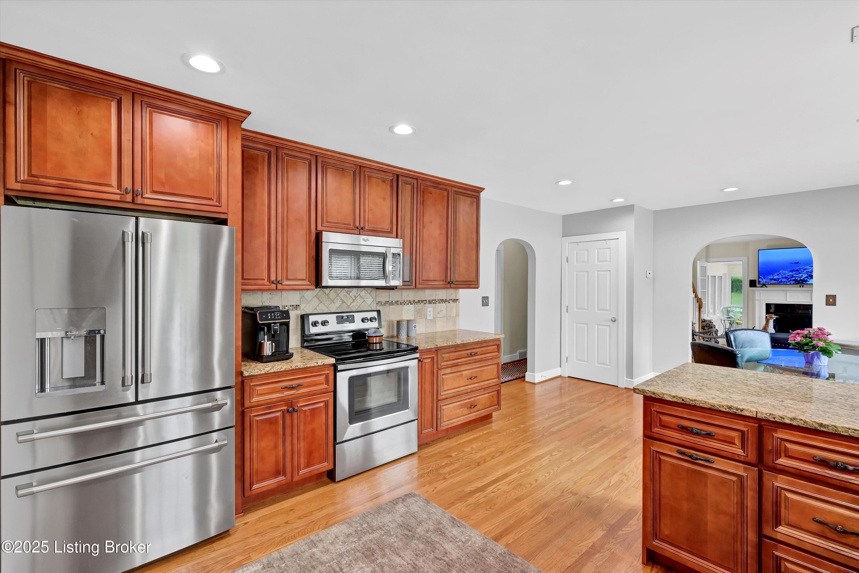 2501 Newburg Rd, Louisville, Kentucky image 9
