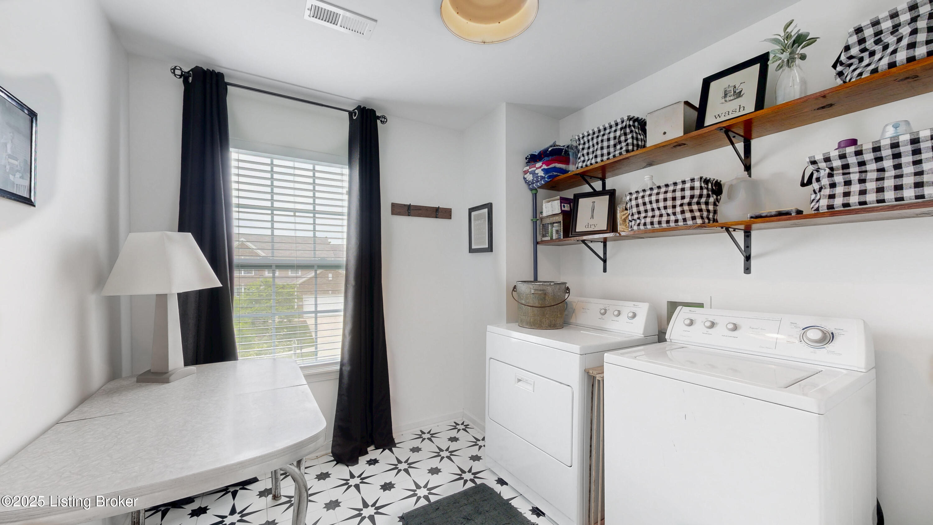 17115 Green Crest Ln, Louisville, Kentucky image 30