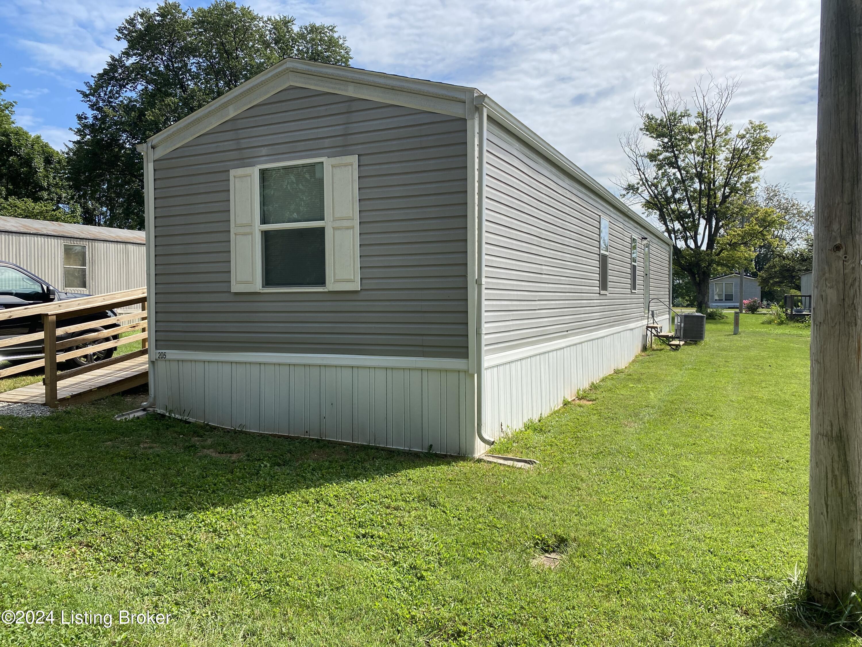 205 Greenfield Ave, Bardstown, Kentucky image 3