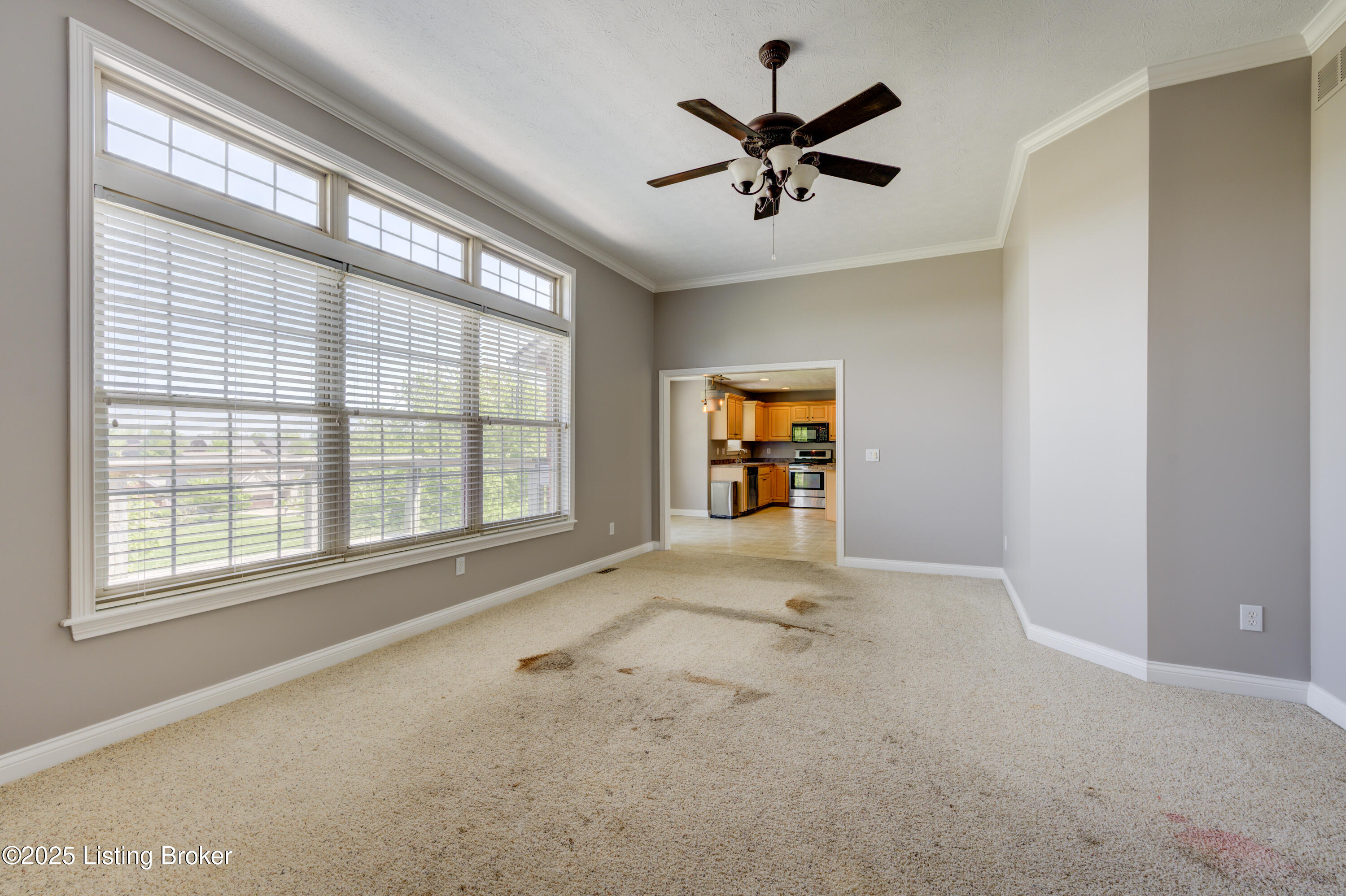 3121 Ambercrest Loop, Jeffersonville, Pennsylvania image 9