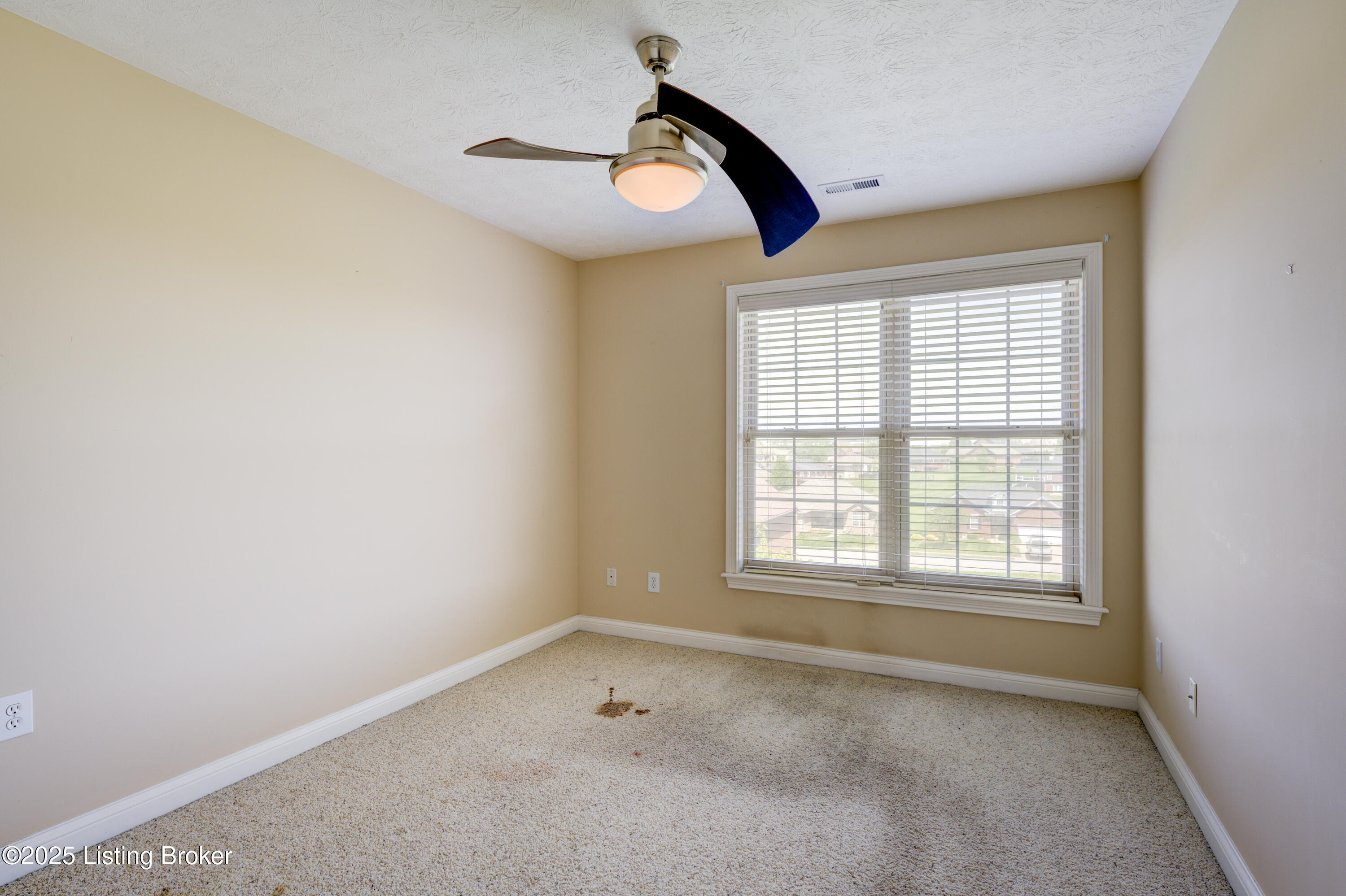 3121 Ambercrest Loop, Jeffersonville, Pennsylvania image 29