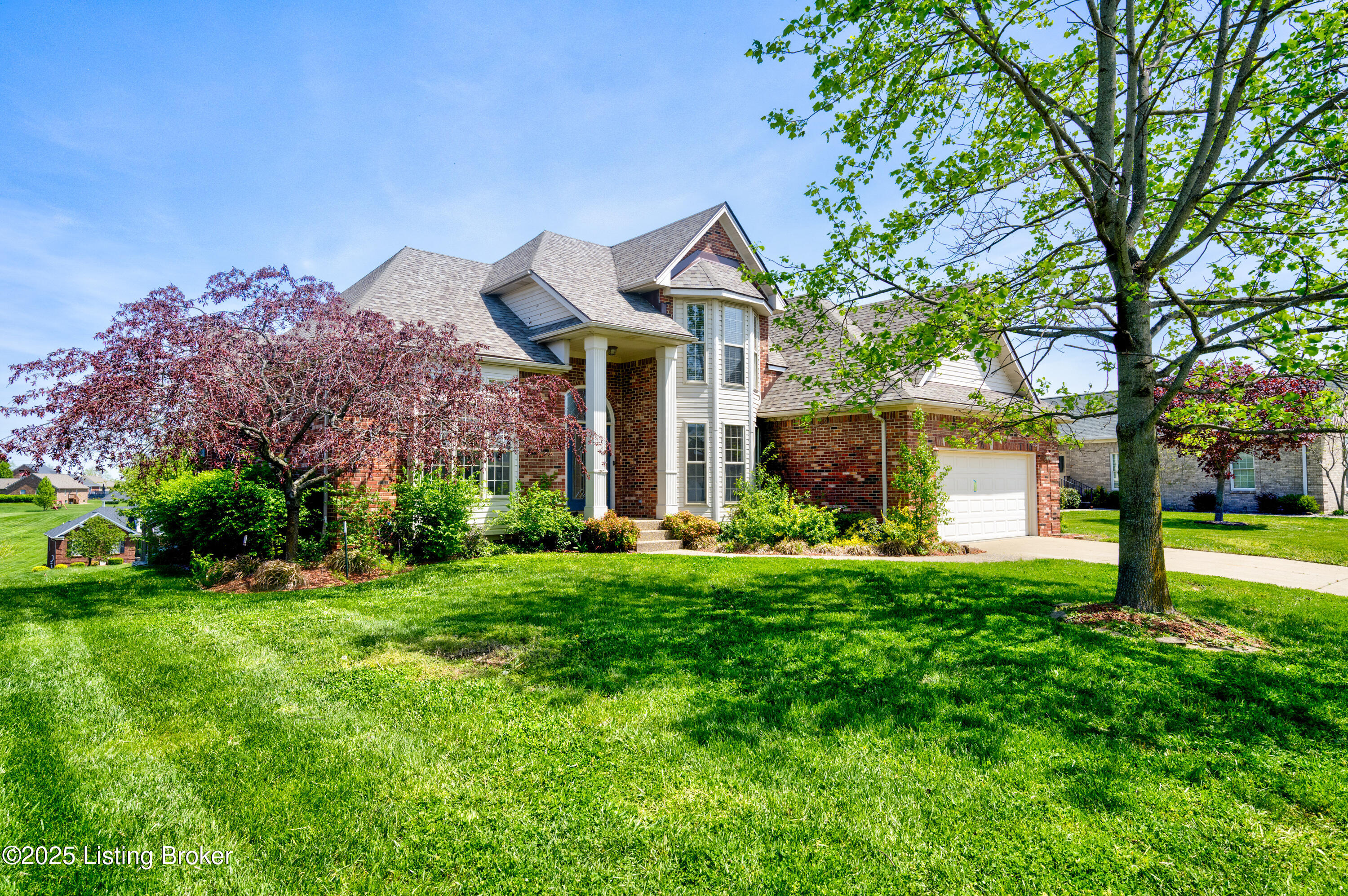 3121 Ambercrest Loop, Jeffersonville, Pennsylvania image 2