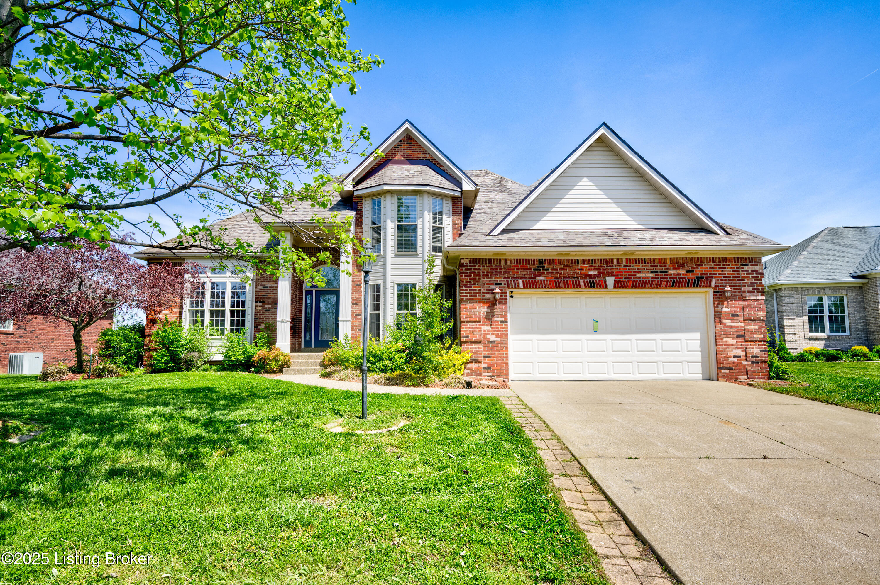 3121 Ambercrest Loop, Jeffersonville, Pennsylvania image 1