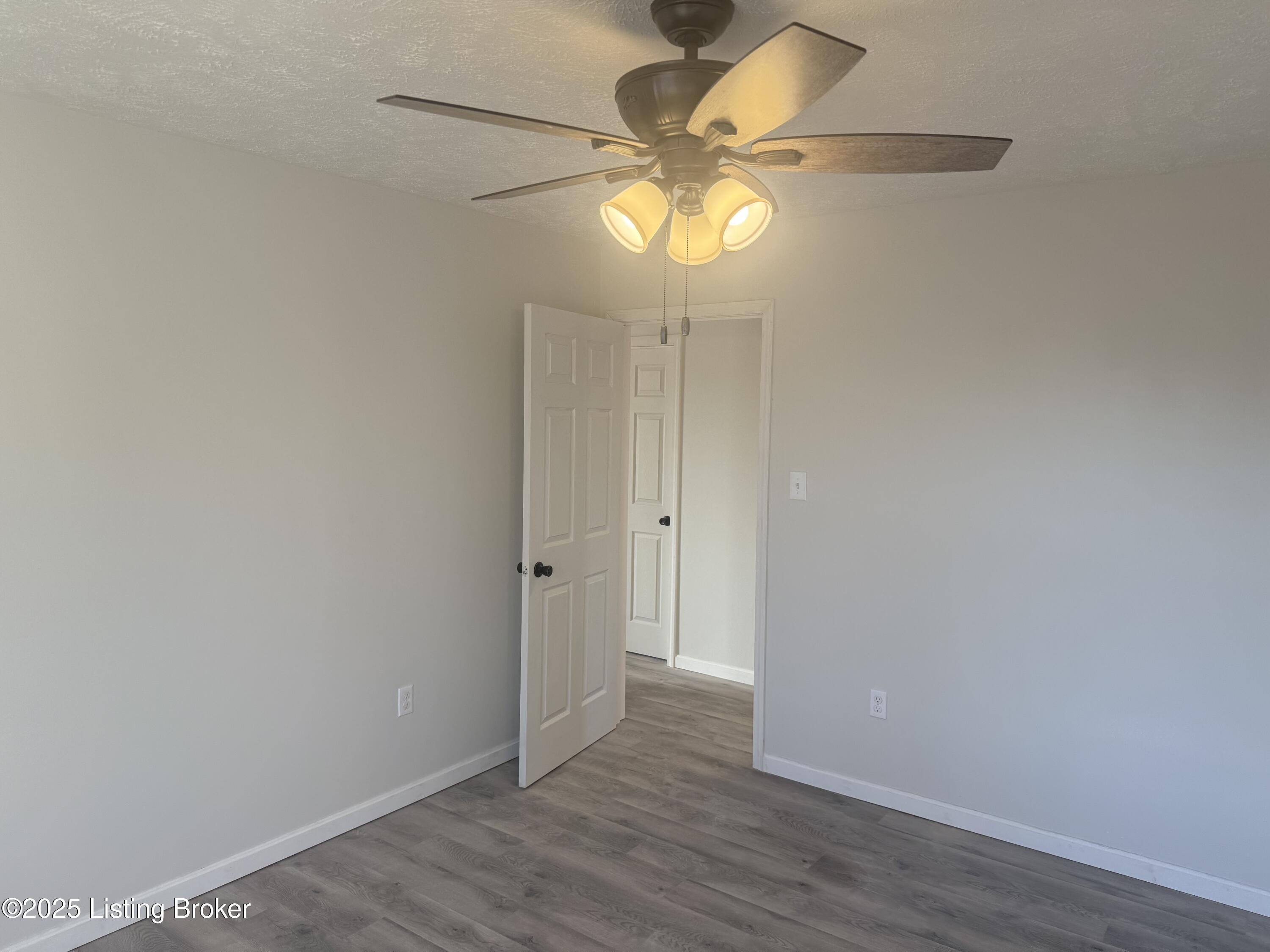 525 Leavette Ave, Leitchfield, Kentucky image 4