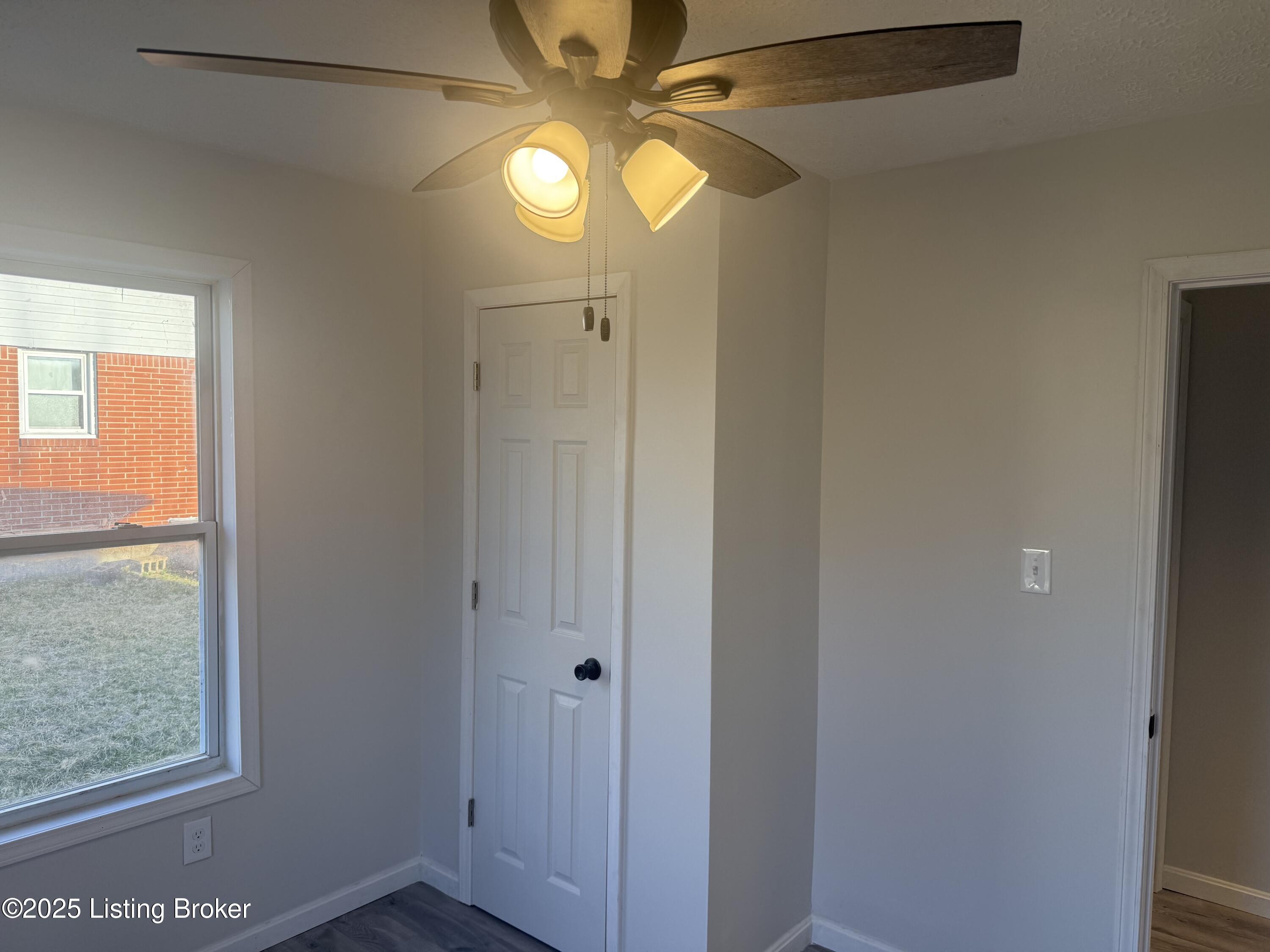 525 Leavette Ave, Leitchfield, Kentucky image 16