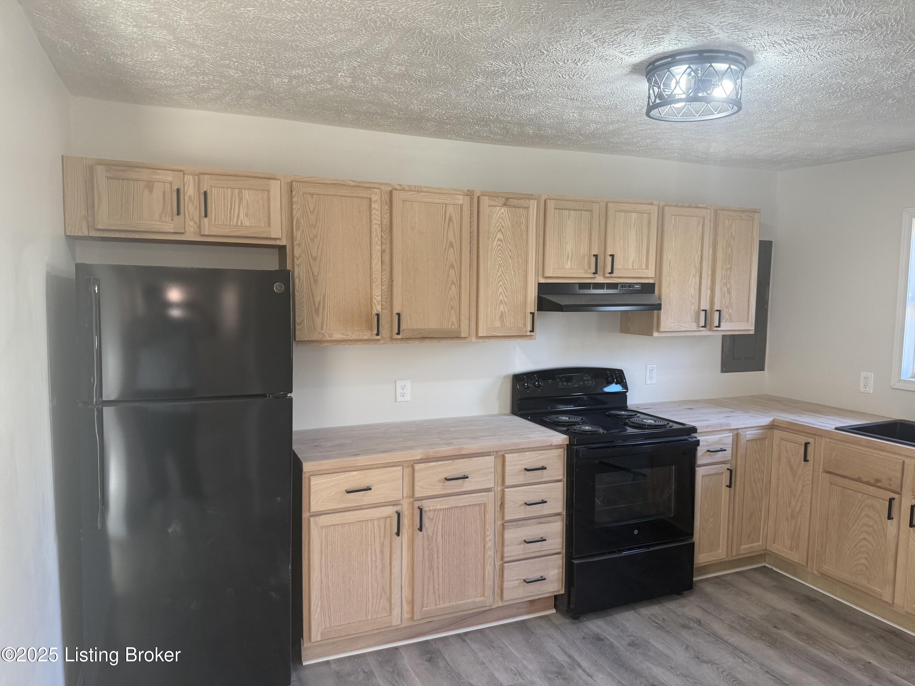 525 Leavette Ave, Leitchfield, Kentucky image 9